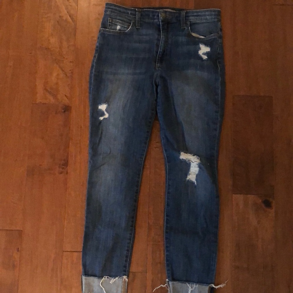 Ripped Boyfriend Cut Jeans